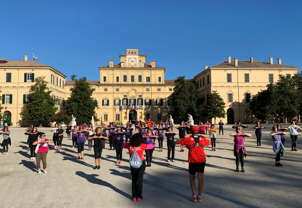 Allenamento in gruppo al Parco Ducale